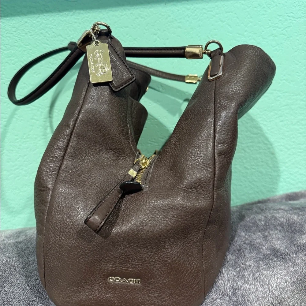 Coach Brown Leather Shoulder Bag - Picture 2 of 6